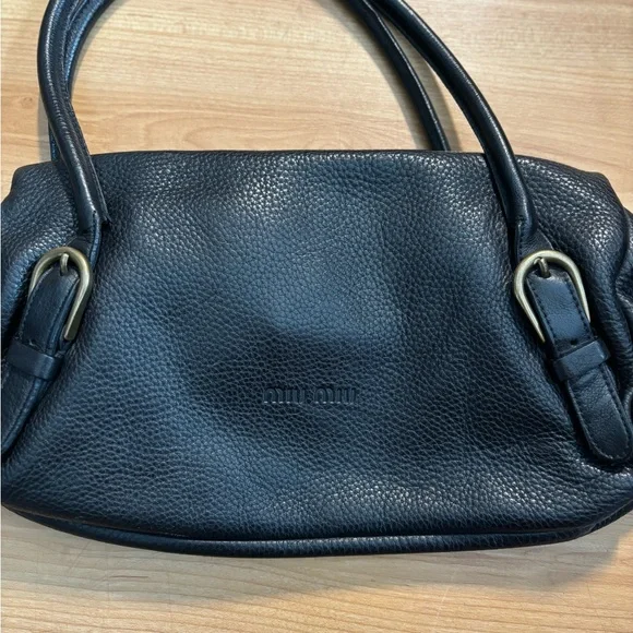 MIUMIU Archive Tote Semi Shoulder bag Logo Leather Black - Picture 4 of 14